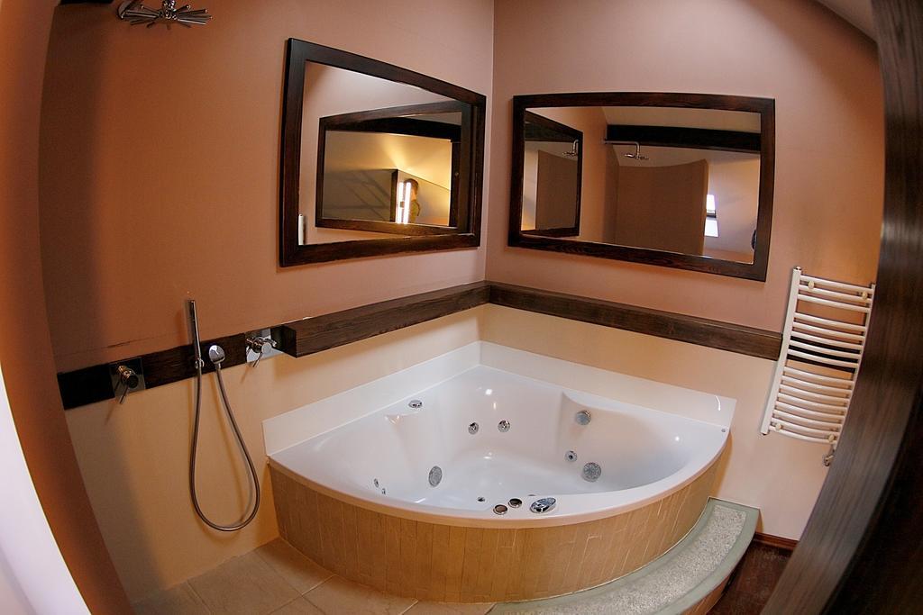 Krakow Jacuzzi Apartment חדר תמונה