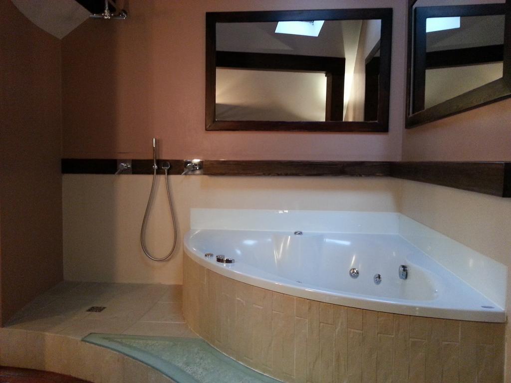 Krakow Jacuzzi Apartment חדר תמונה